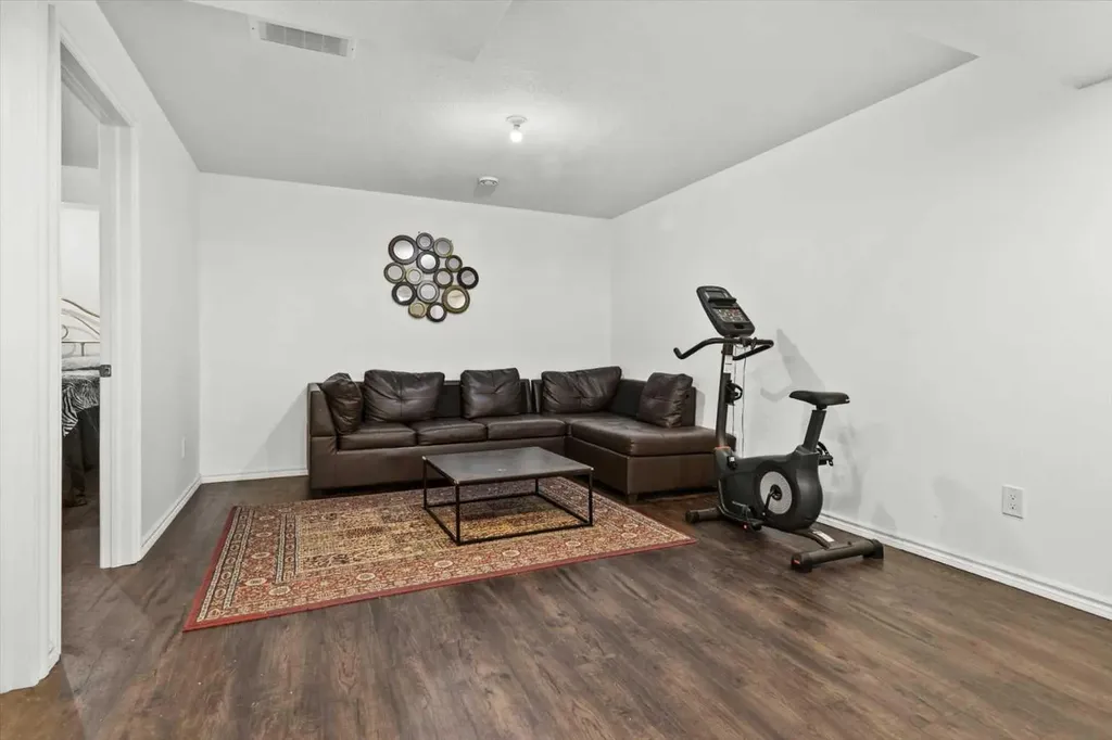 15 Sage Berry Road NW Calgary AB T3R0K8
