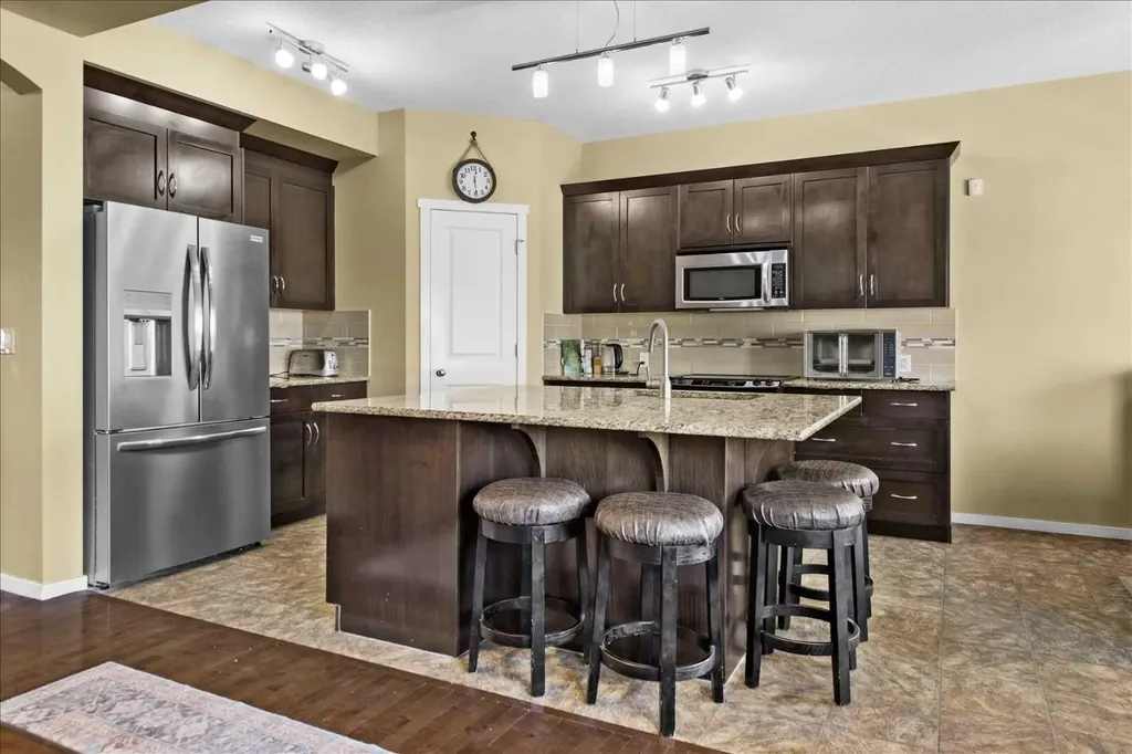 15 Sage Berry Road NW Calgary AB T3R0K8