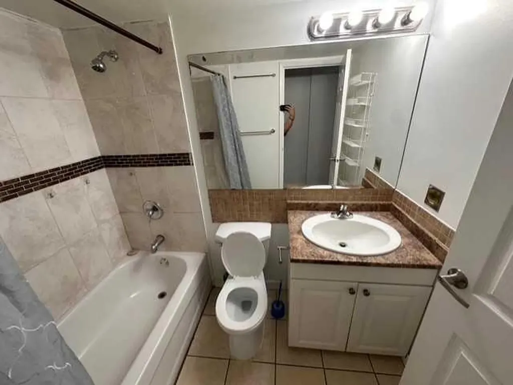 4944 Dalton Drive NW Calgary AB T3A 2E6