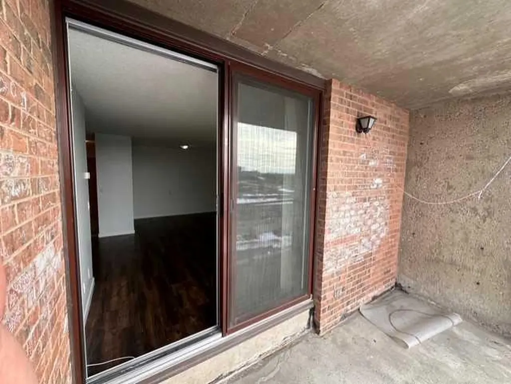 4944 Dalton Drive NW Calgary AB T3A 2E6