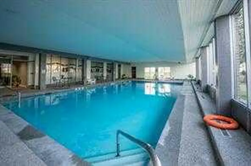 4944 Dalton Drive NW Calgary AB T3A 2E6