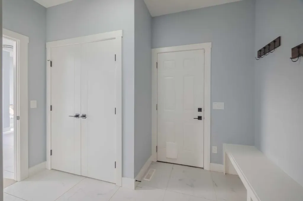 62 Legacy Glen Terrace SE Calgary AB T2X 3Y8