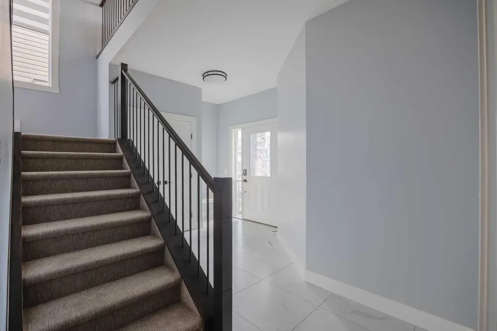 62 Legacy Glen Terrace SE Calgary AB T2X 3Y8