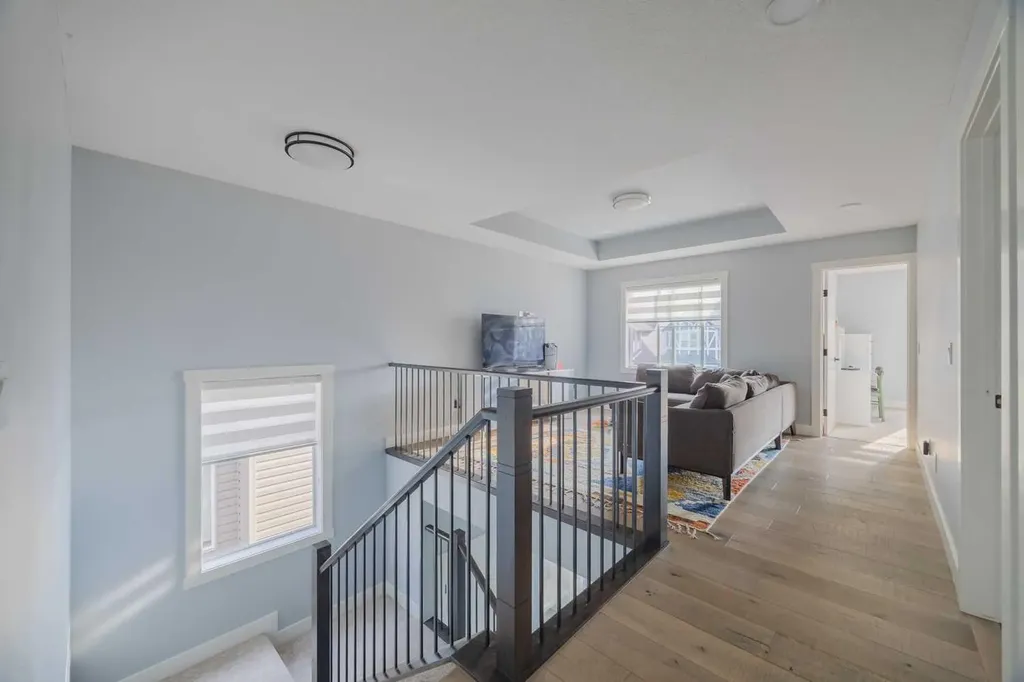 62 Legacy Glen Terrace SE Calgary AB T2X 3Y8