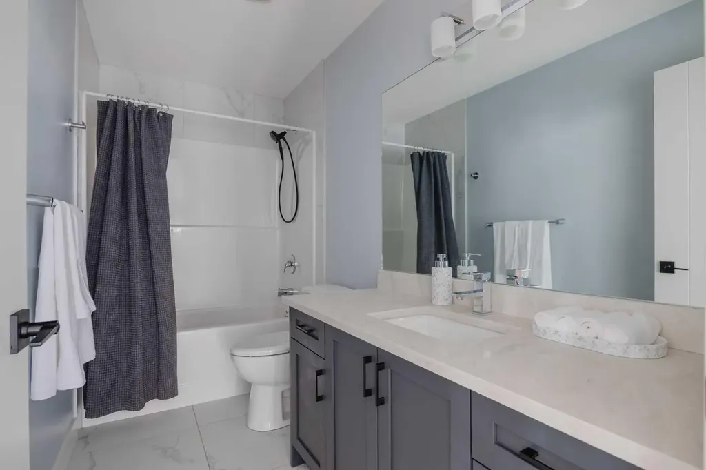 62 Legacy Glen Terrace SE Calgary AB T2X 3Y8