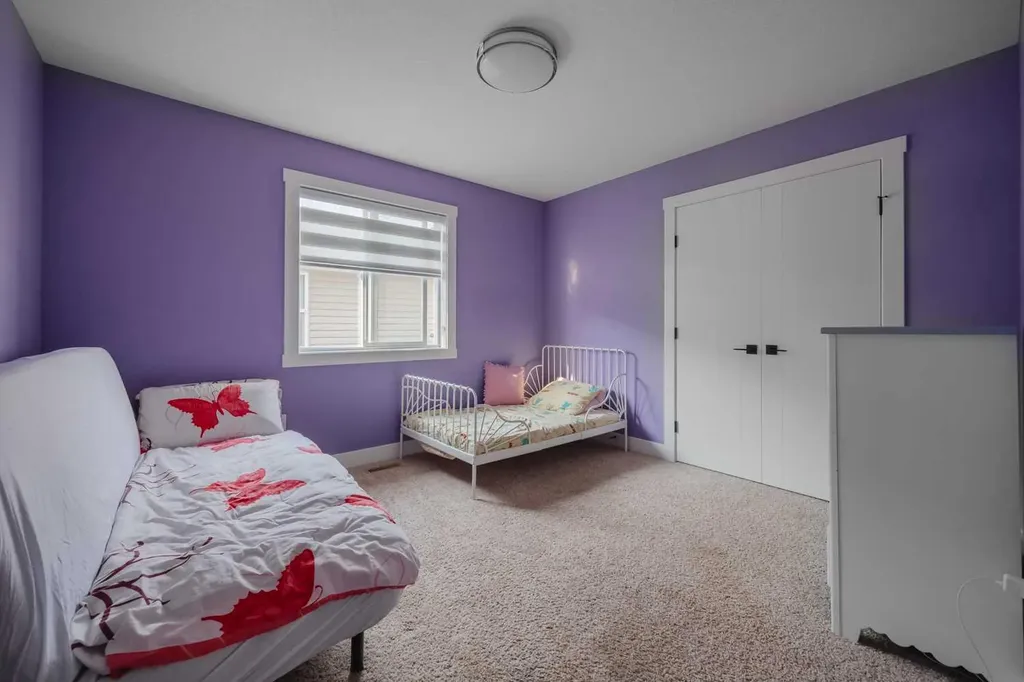 62 Legacy Glen Terrace SE Calgary AB T2X 3Y8