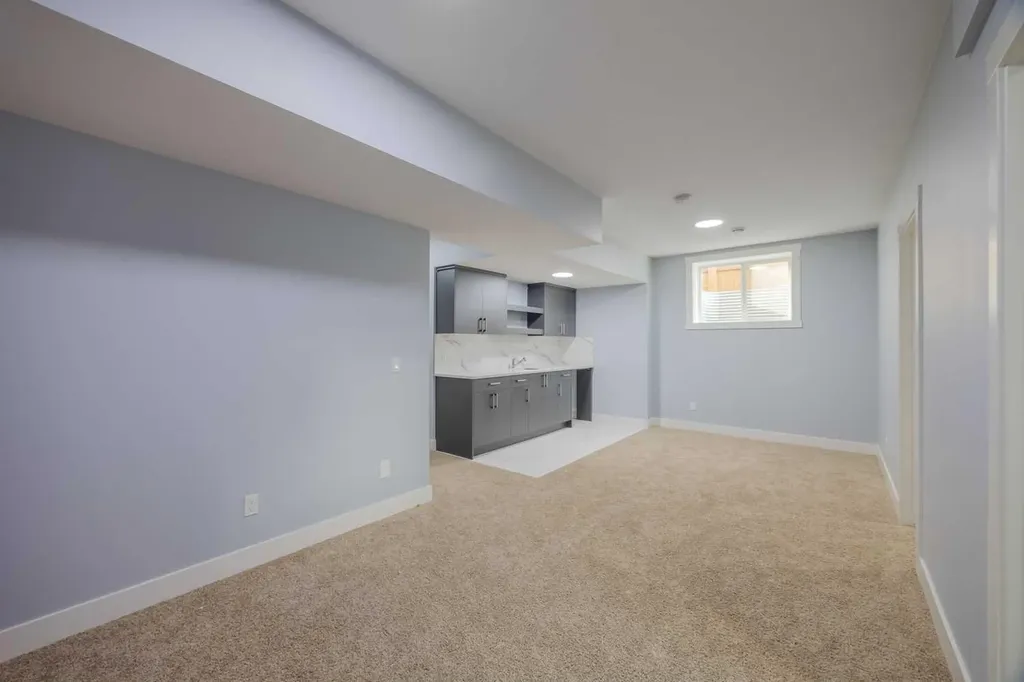 62 Legacy Glen Terrace SE Calgary AB T2X 3Y8