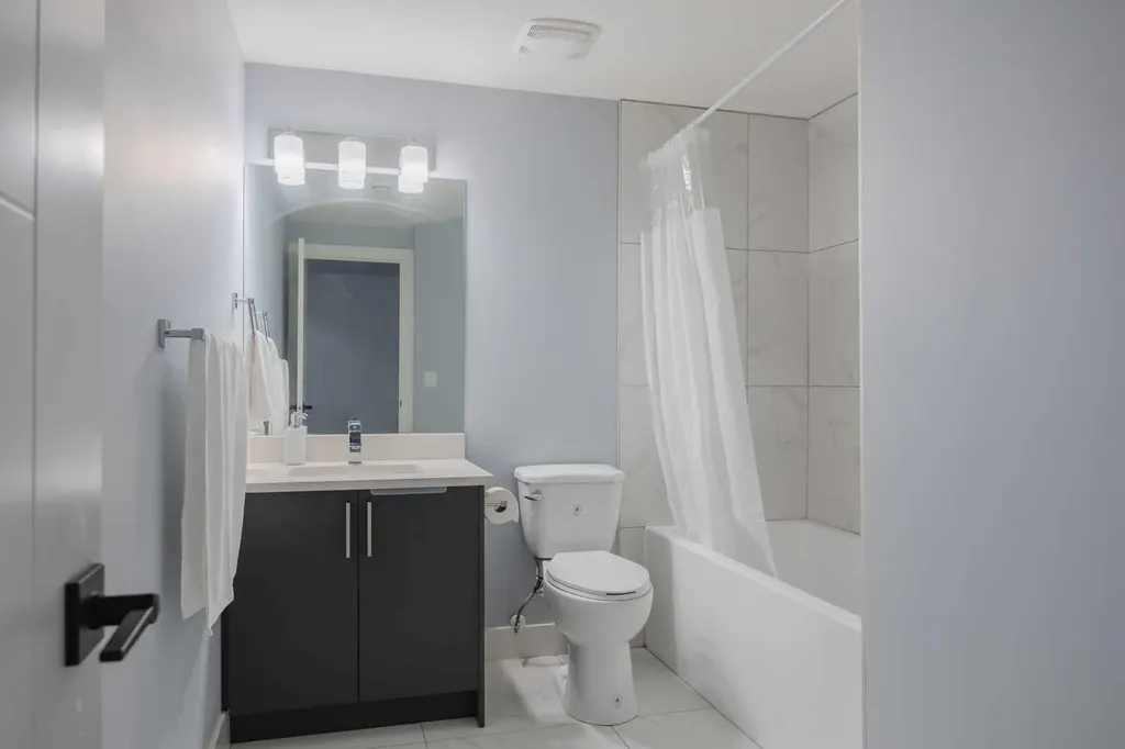 62 Legacy Glen Terrace SE Calgary AB T2X 3Y8