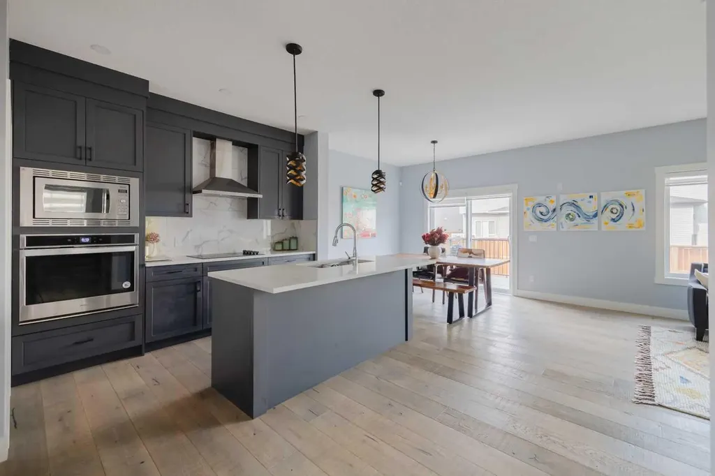 62 Legacy Glen Terrace SE Calgary AB T2X 3Y8