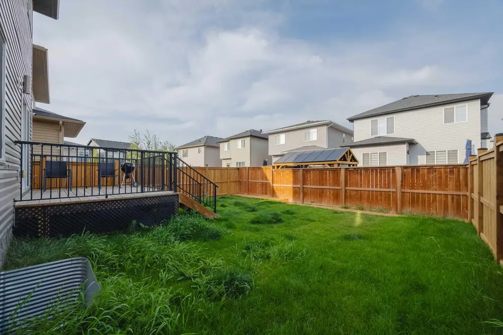 62 Legacy Glen Terrace SE Calgary AB T2X 3Y8