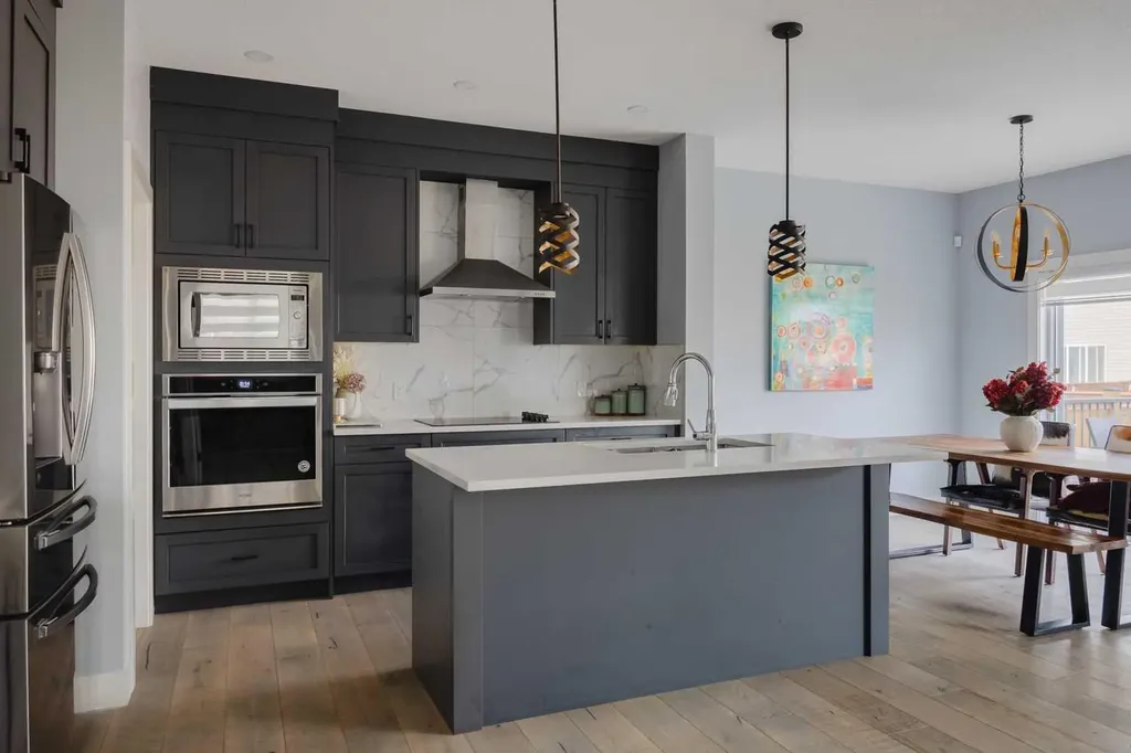 62 Legacy Glen Terrace SE Calgary AB T2X 3Y8