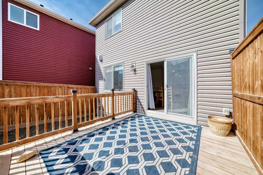 357 Nolanhurst Crescent NW Calgary AB T3R 1J4