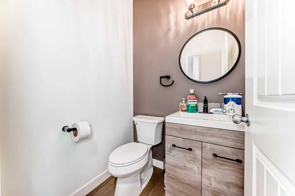 357 Nolanhurst Crescent NW Calgary AB T3R 1J4