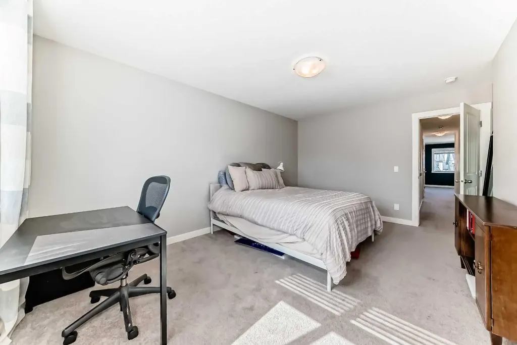 357 Nolanhurst Crescent NW Calgary AB T3R 1J4