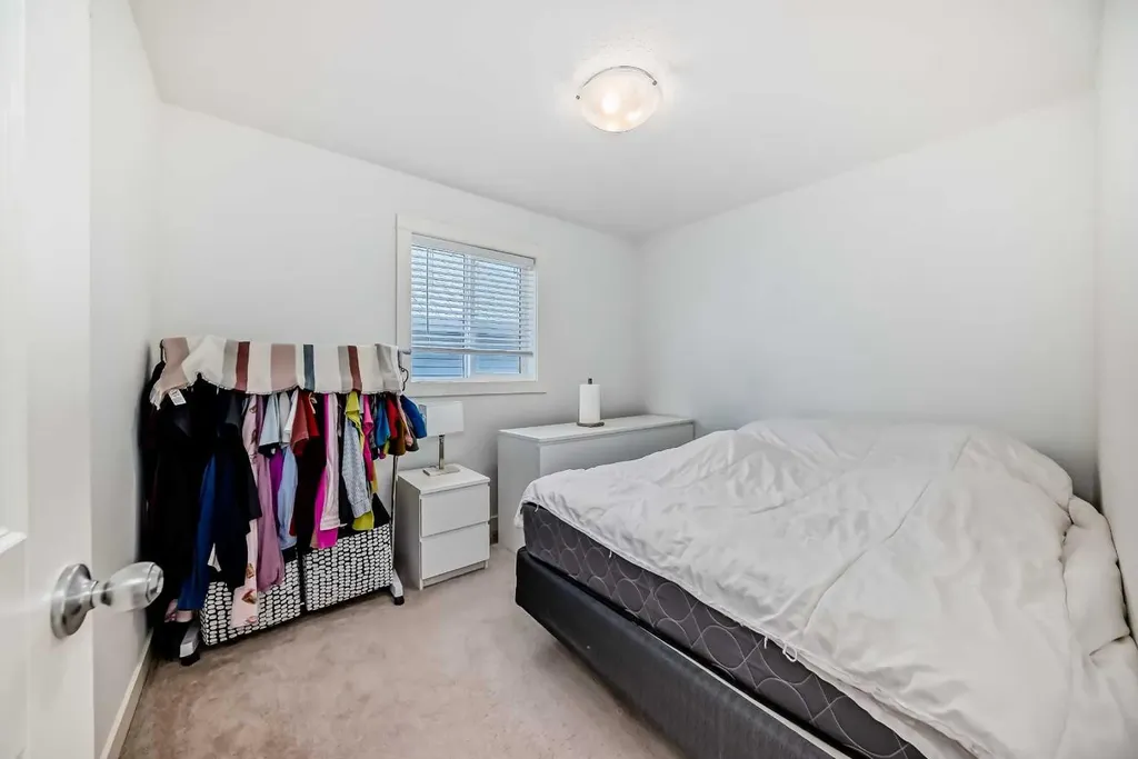357 Nolanhurst Crescent NW Calgary AB T3R 1J4