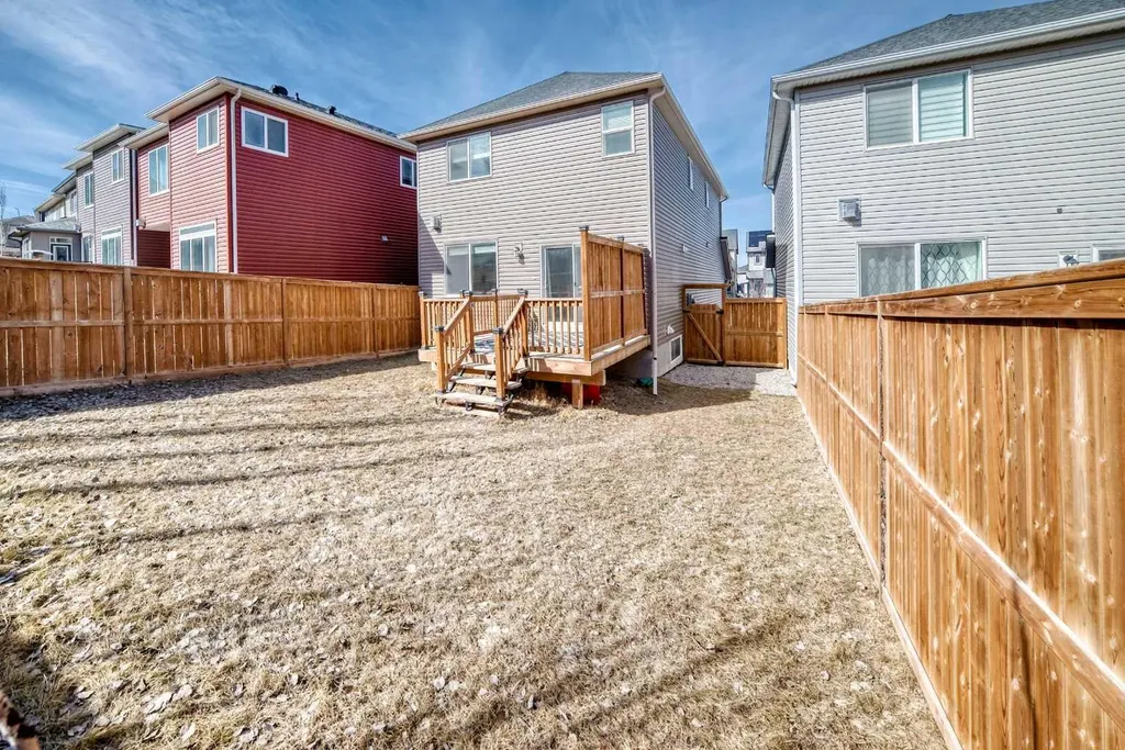 357 Nolanhurst Crescent NW Calgary AB T3R 1J4