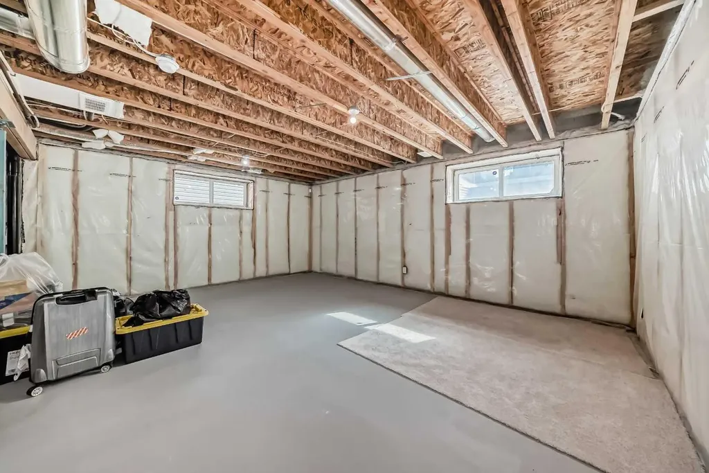 357 Nolanhurst Crescent NW Calgary AB T3R 1J4