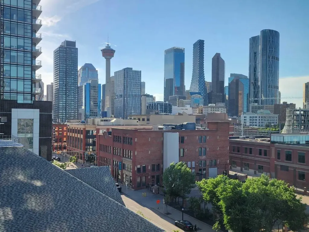 433 11 Avenue SE Calgary AB T2G 0C7