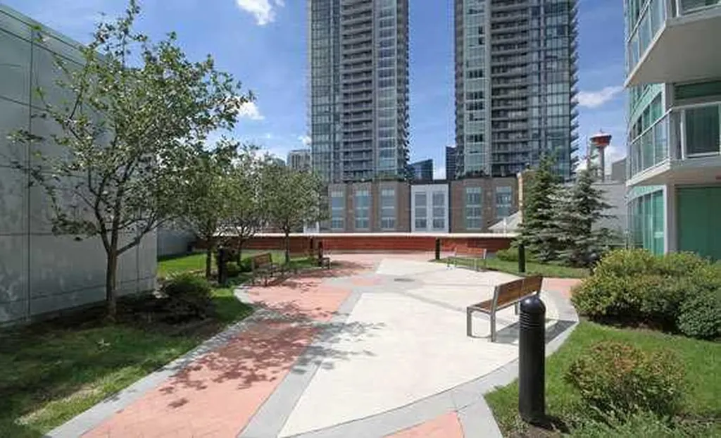 433 11 Avenue SE Calgary AB T2G 0C7