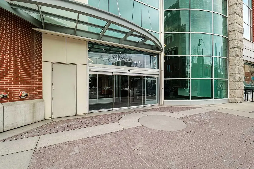433 11 Avenue SE Calgary AB T2G 0C7