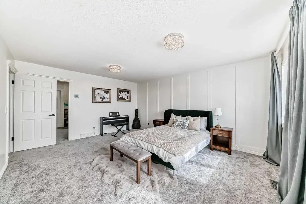 40 Christie Cairn Square SW Calgary AB T3H 2Z2