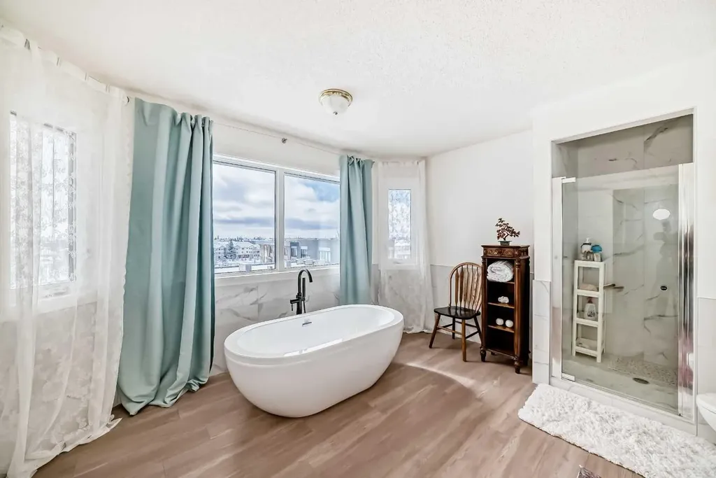 40 Christie Cairn Square SW Calgary AB T3H 2Z2