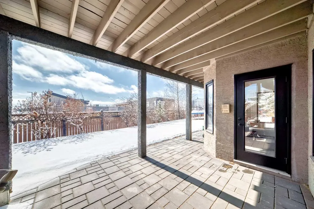 40 Christie Cairn Square SW Calgary AB T3H 2Z2