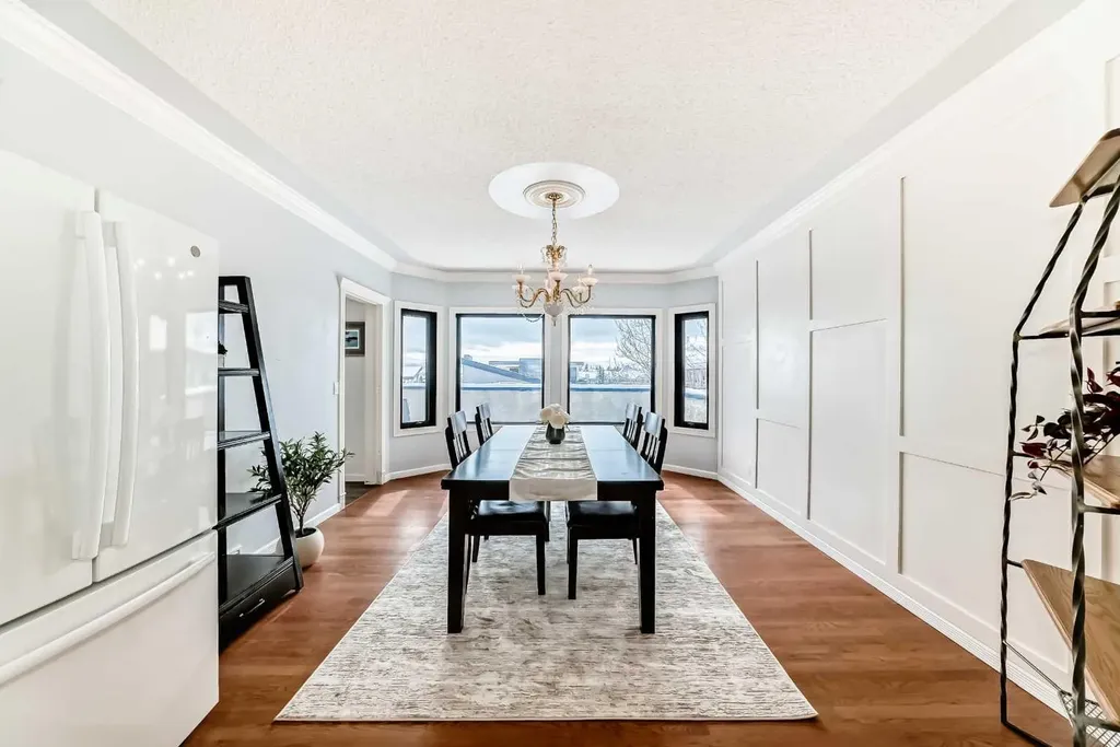40 Christie Cairn Square SW Calgary AB T3H 2Z2