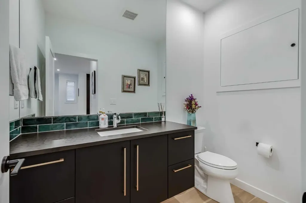 44 Timberline Way SW Calgary AB T3H0W3