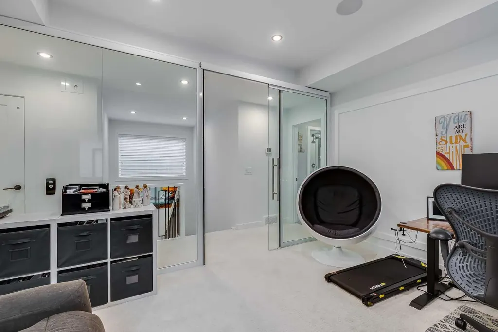 44 Timberline Way SW Calgary AB T3H0W3