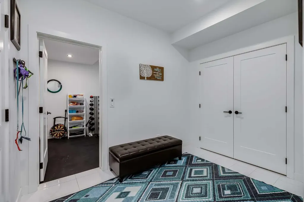 44 Timberline Way SW Calgary AB T3H0W3