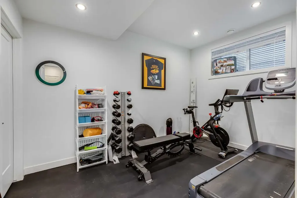 44 Timberline Way SW Calgary AB T3H0W3