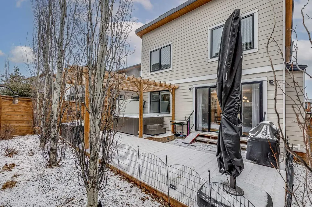 44 Timberline Way SW Calgary AB T3H0W3