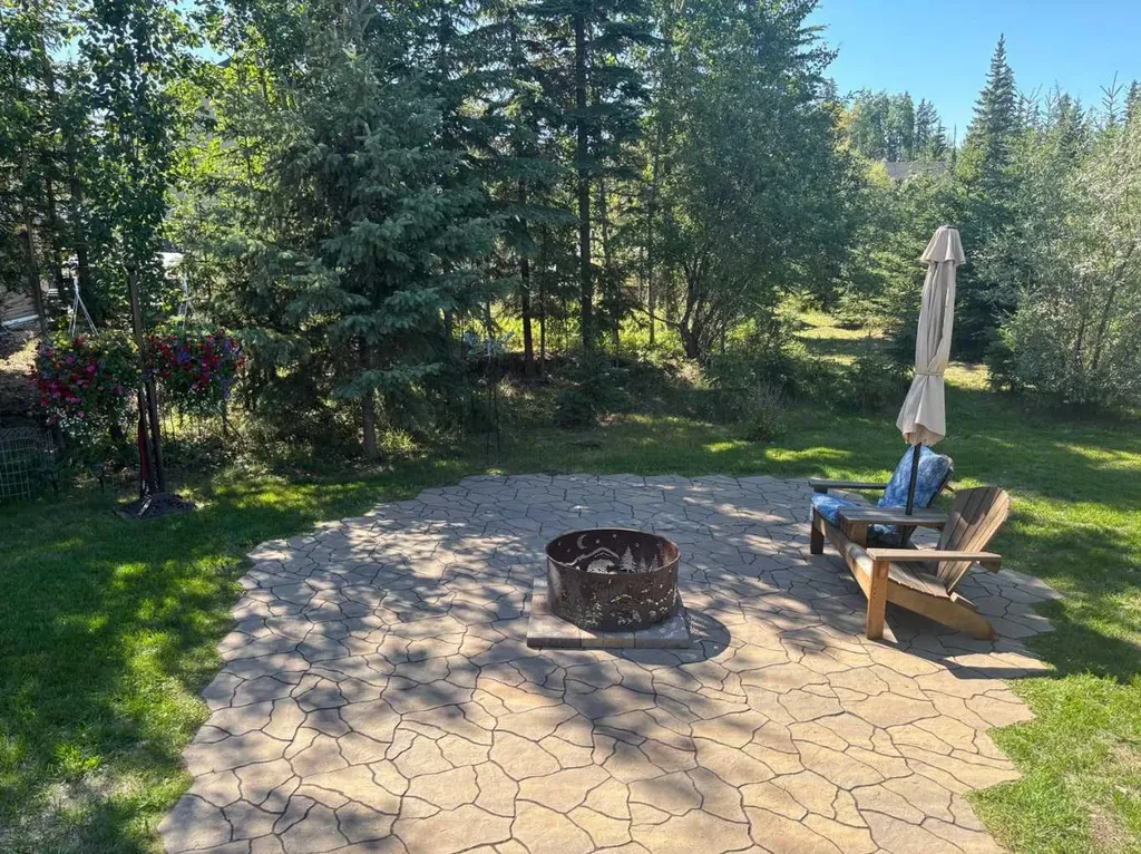 13417 752a Township Rural Big Lakes County AB T0G 0B4