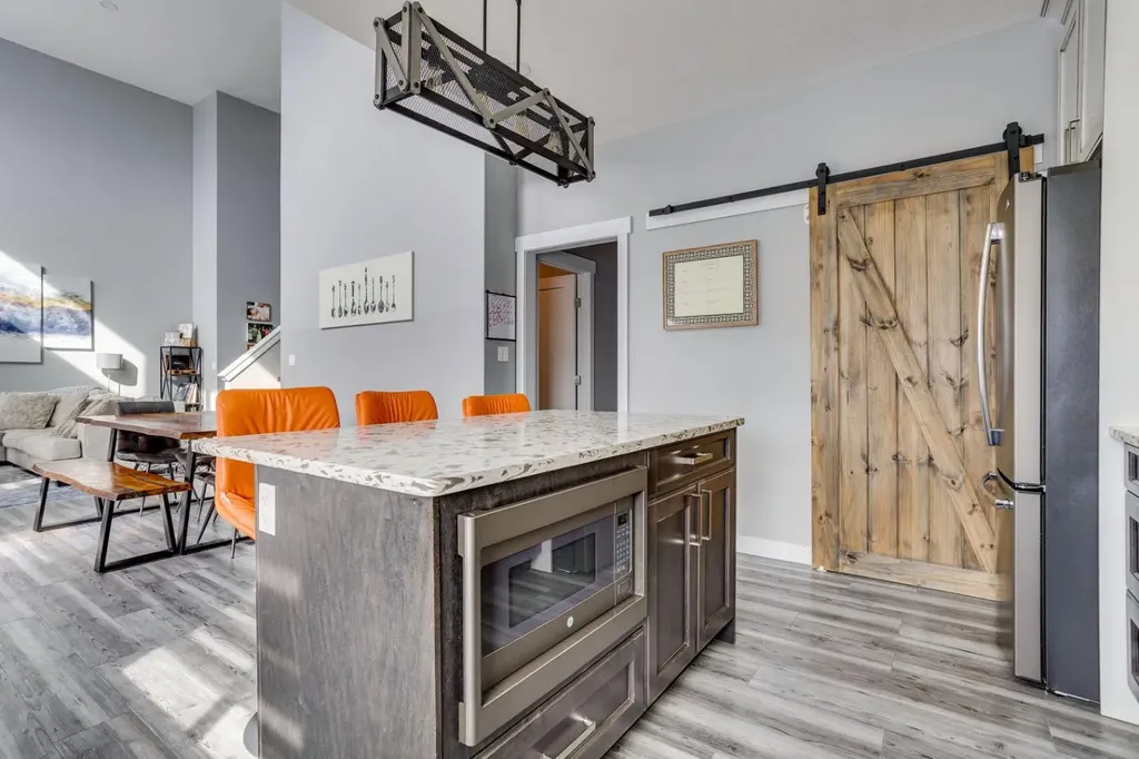 144 Beaverlodge Close Fort Mcmurray AB T9H 2V5