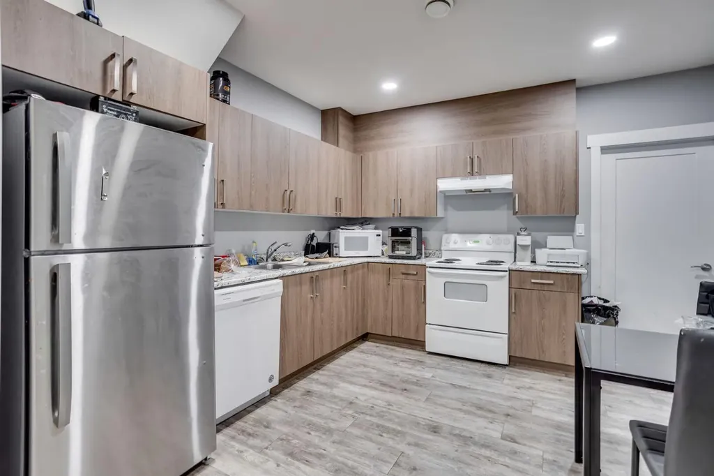 144 Beaverlodge Close Fort Mcmurray AB T9H 2V5