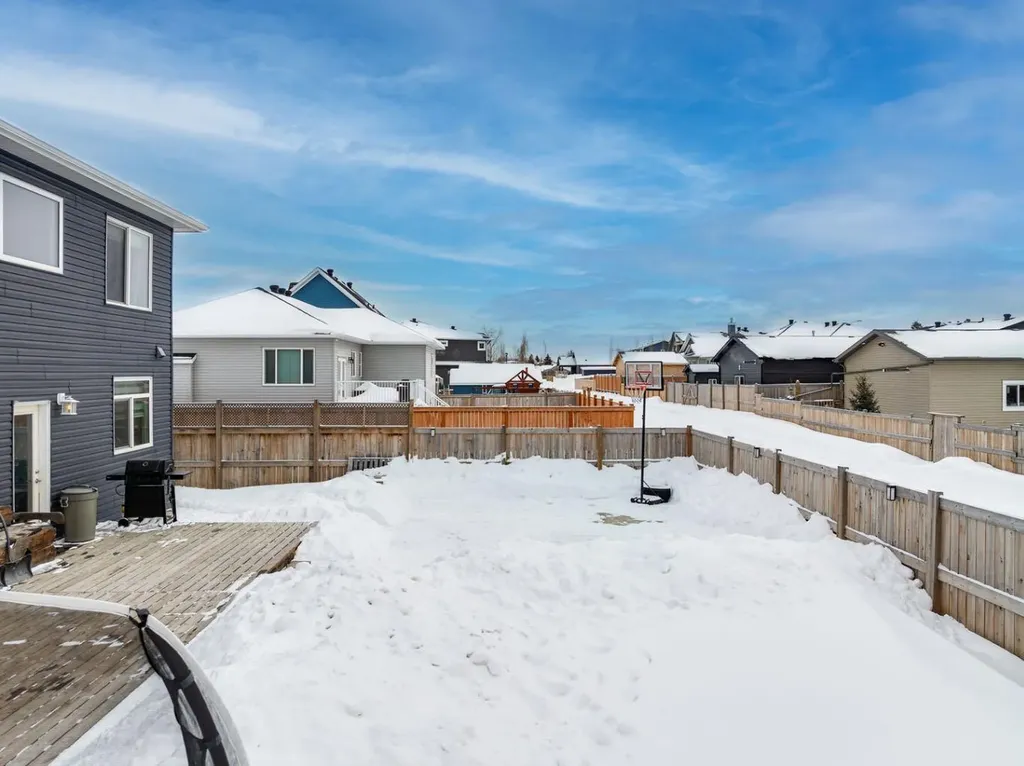 144 Beaverlodge Close Fort Mcmurray AB T9H 2V5