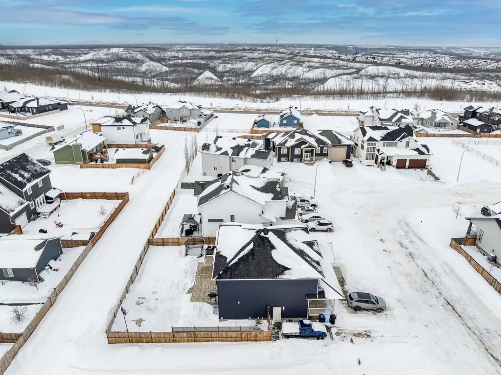 144 Beaverlodge Close Fort Mcmurray AB T9H 2V5
