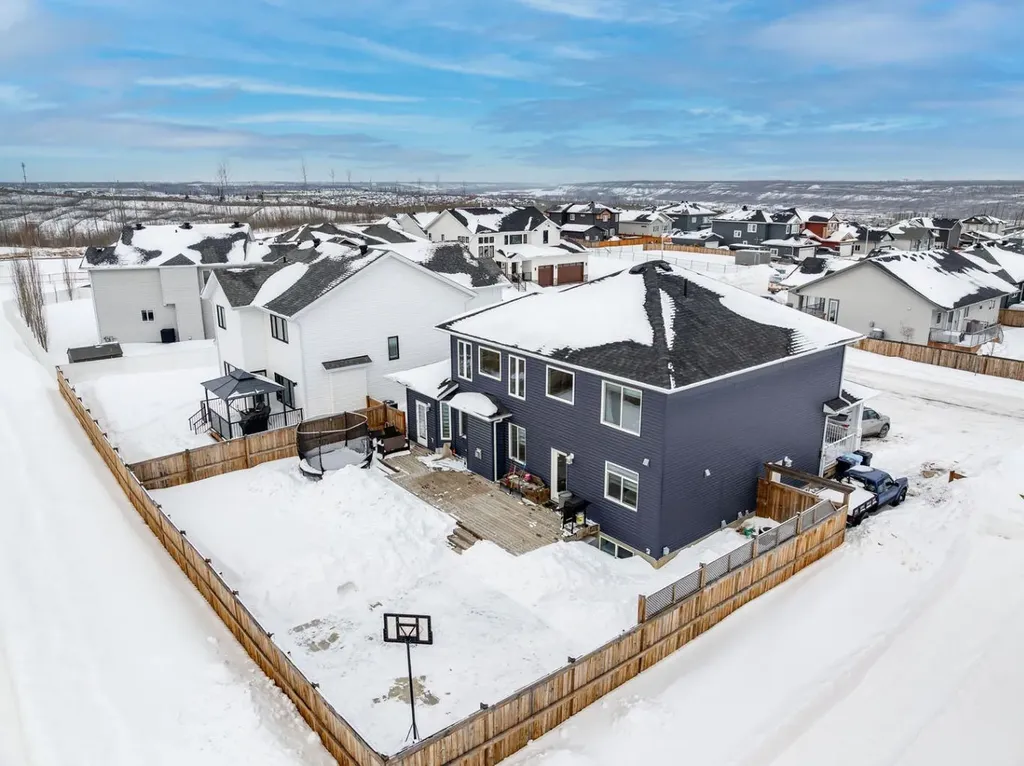 144 Beaverlodge Close Fort Mcmurray AB T9H 2V5