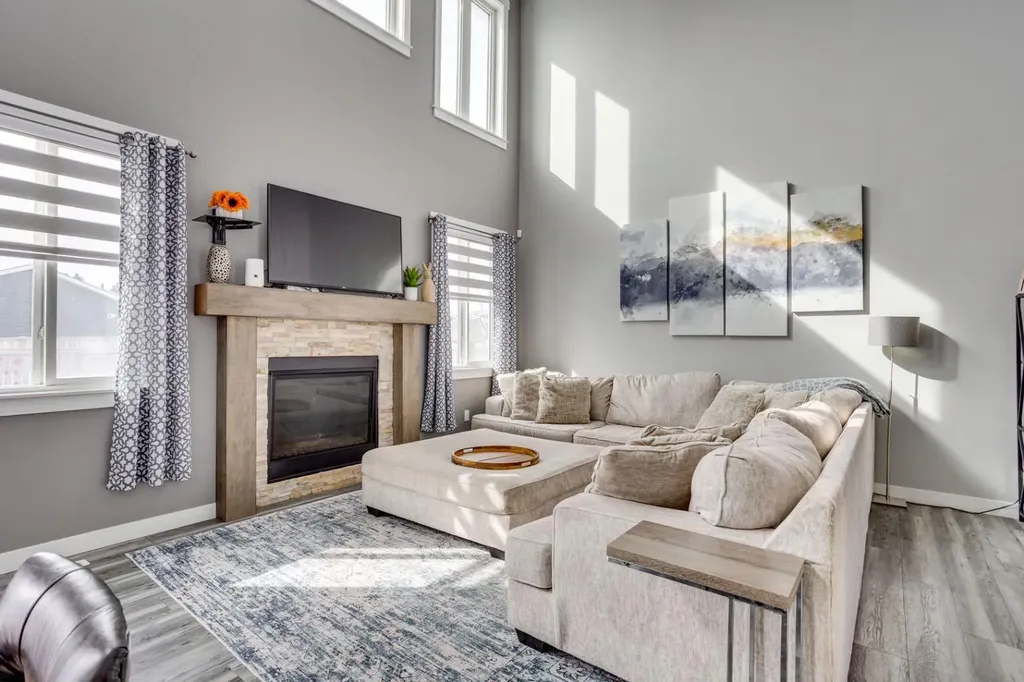 144 Beaverlodge Close Fort Mcmurray AB T9H 2V5