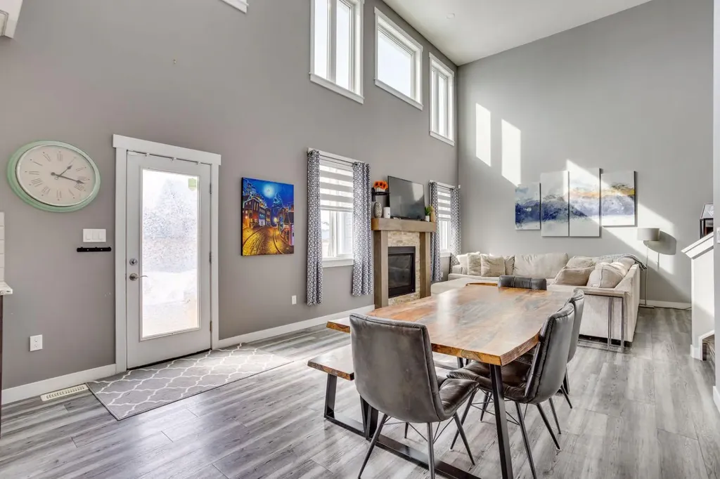 144 Beaverlodge Close Fort Mcmurray AB T9H 2V5