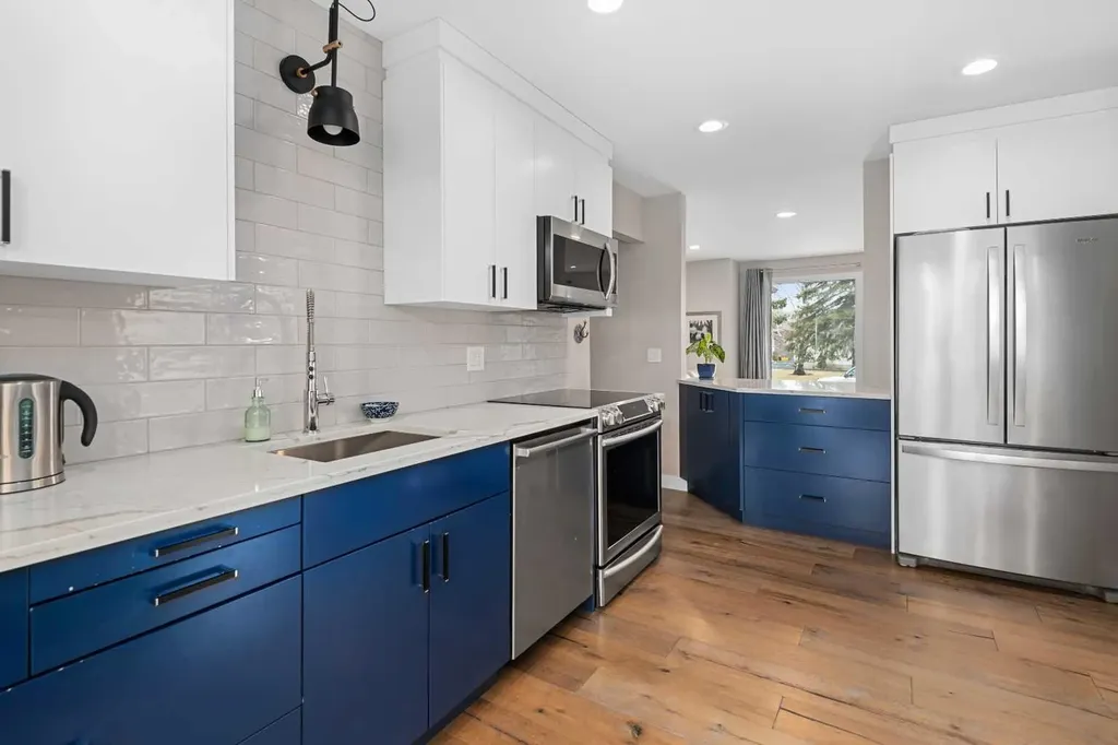 5689 Brenner Crescent NW Calgary AB T2L 1Z3