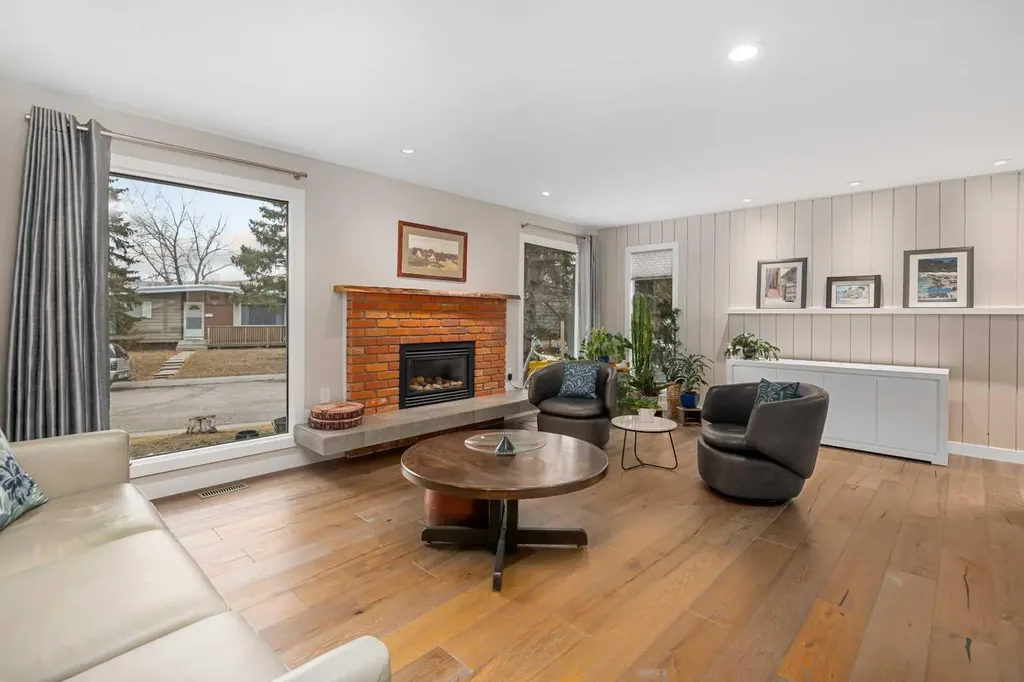 5689 Brenner Crescent NW Calgary AB T2L 1Z3