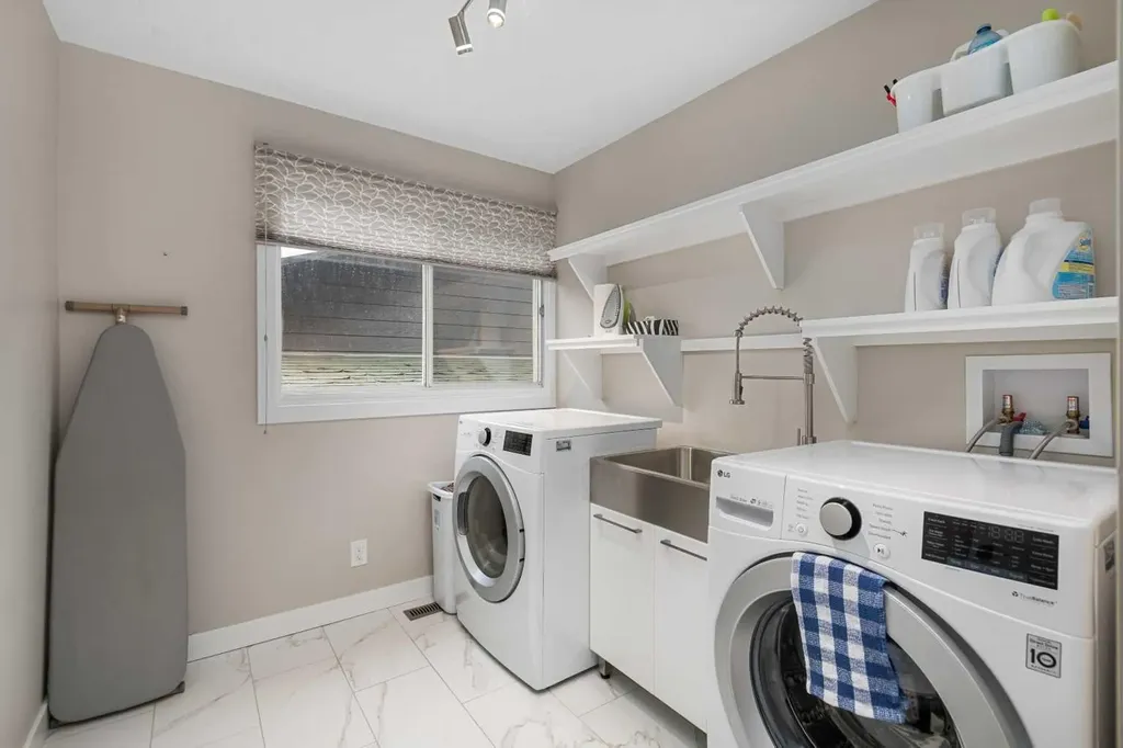 5689 Brenner Crescent NW Calgary AB T2L 1Z3