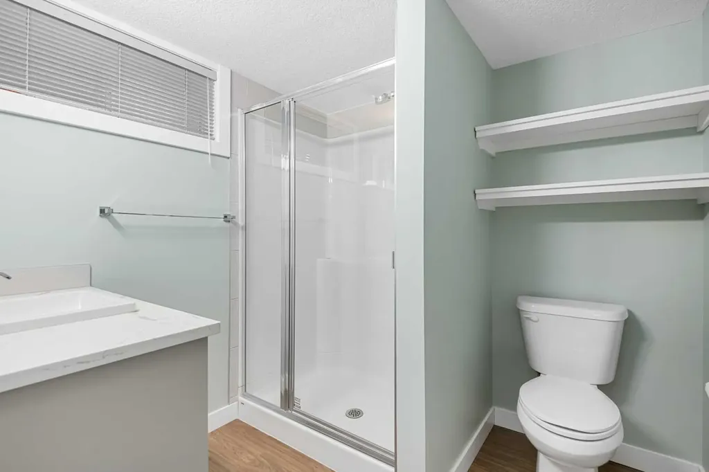 5689 Brenner Crescent NW Calgary AB T2L 1Z3
