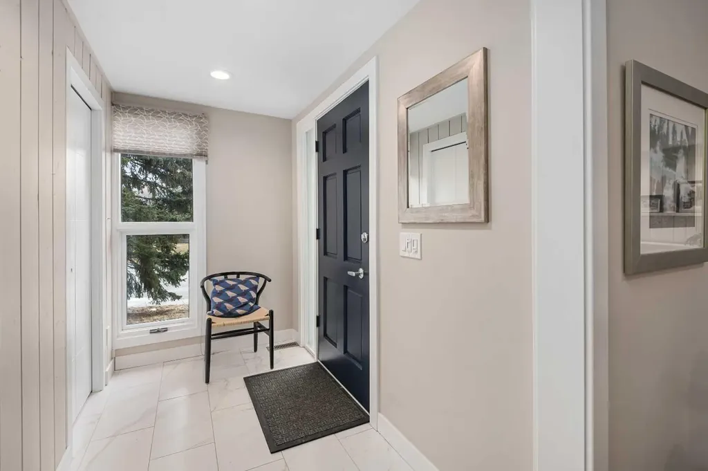 5689 Brenner Crescent NW Calgary AB T2L 1Z3