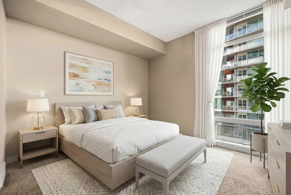 215 13 Avenue SW Calgary AB T2R 0V6