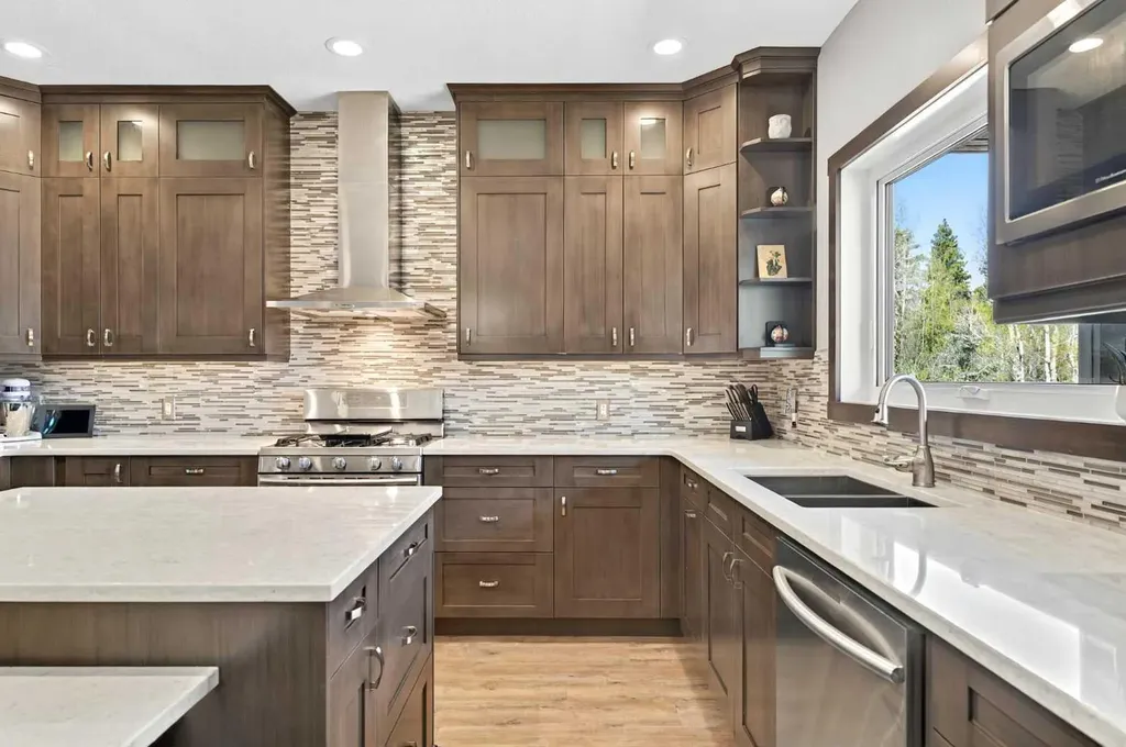 4714 Sakwatamau Drive Whitecourt AB T7S 1E1