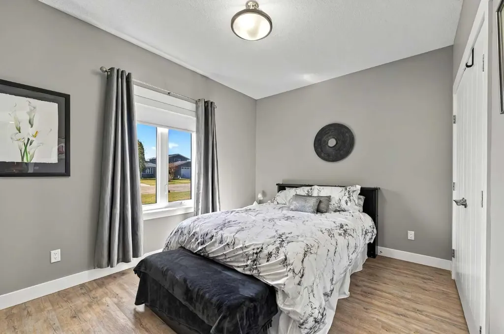 4714 Sakwatamau Drive Whitecourt AB T7S 1E1