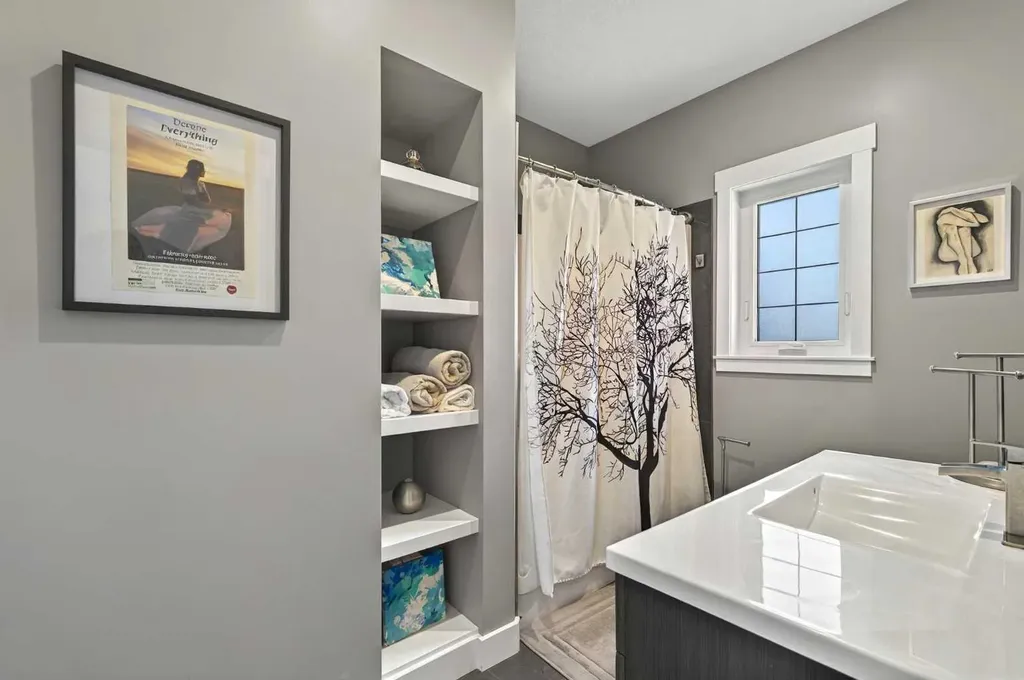 4714 Sakwatamau Drive Whitecourt AB T7S 1E1